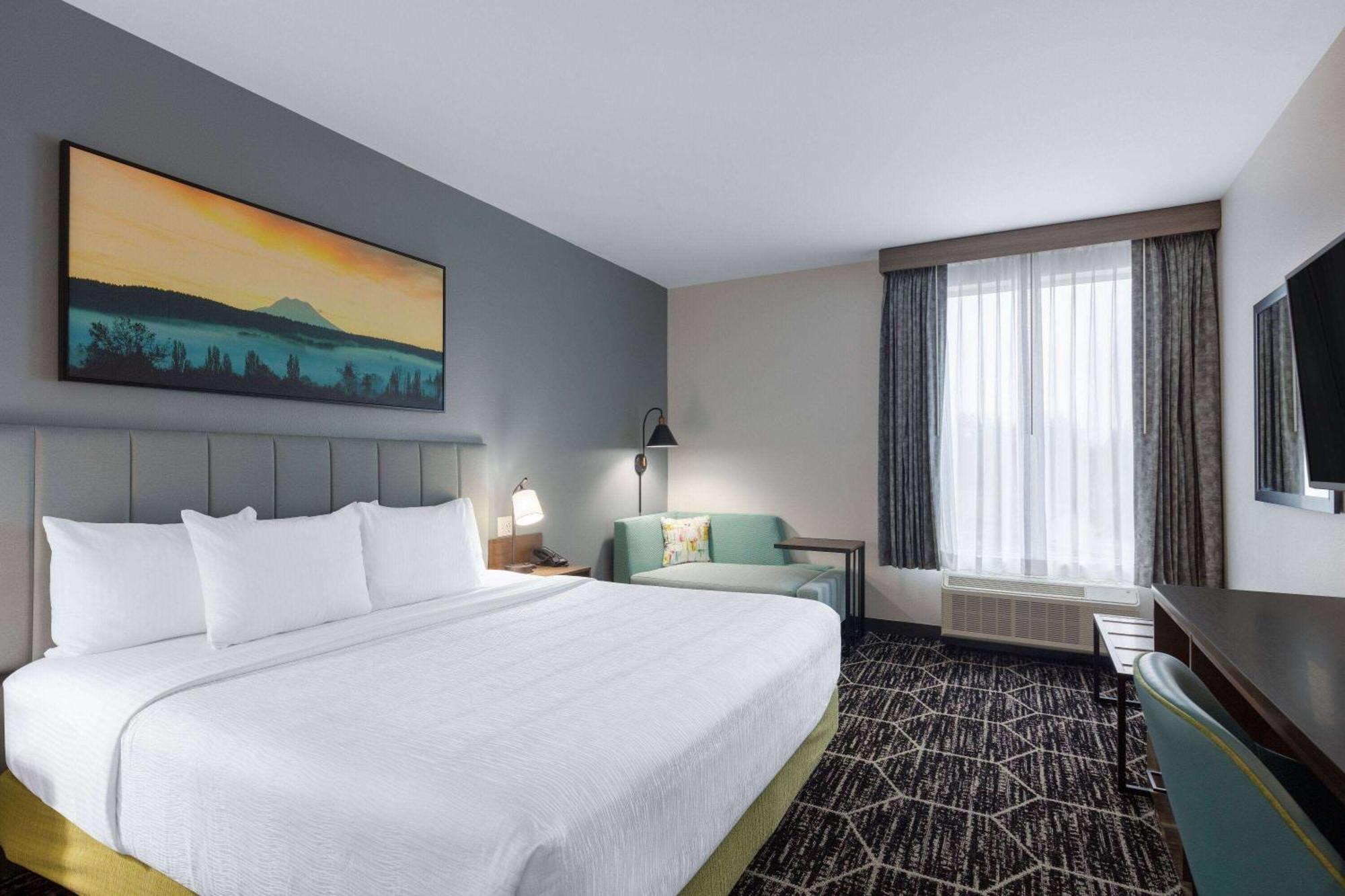 La Quinta Inn & Suites By Wyndham Сентралия Екстериор снимка