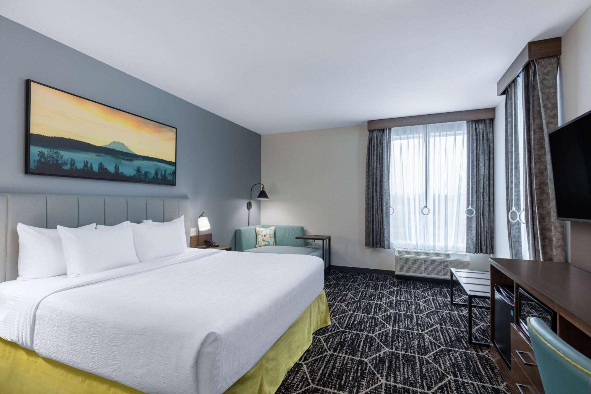 La Quinta Inn & Suites By Wyndham Сентралия Екстериор снимка