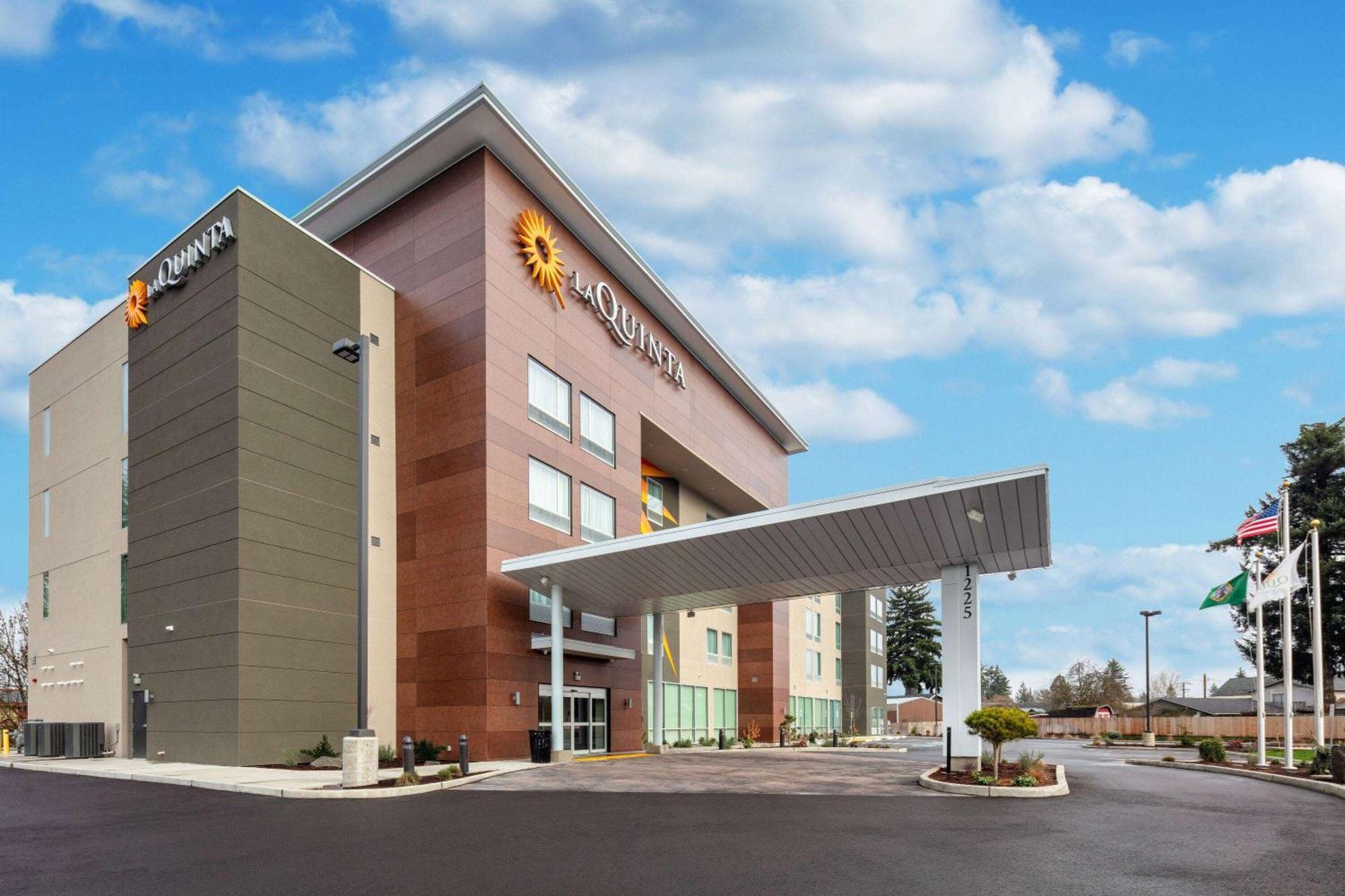 La Quinta Inn & Suites By Wyndham Сентралия Екстериор снимка